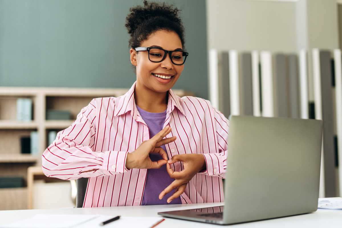 7 Smart Strategies for Maintaining Long‑Distance Family Support Networks