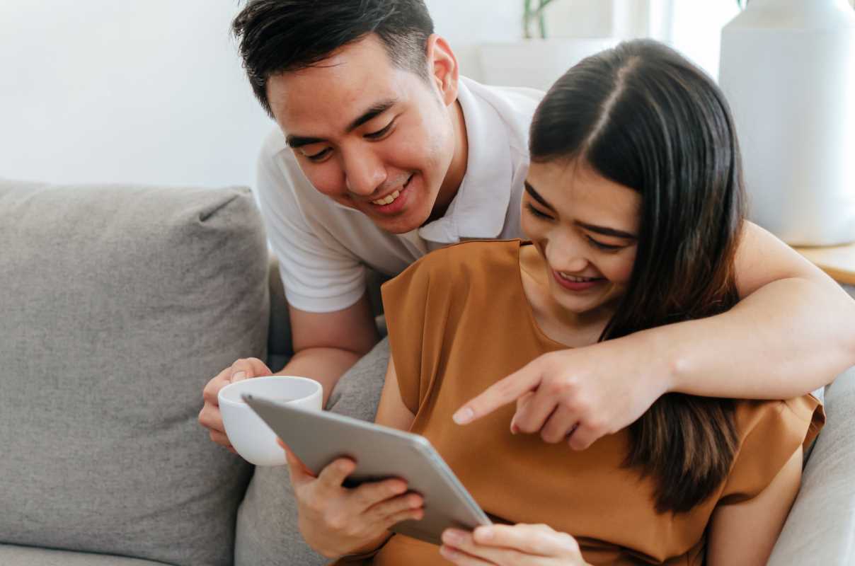 Top 6 Weekend Rituals That Recharge Couples Without Leaving Home