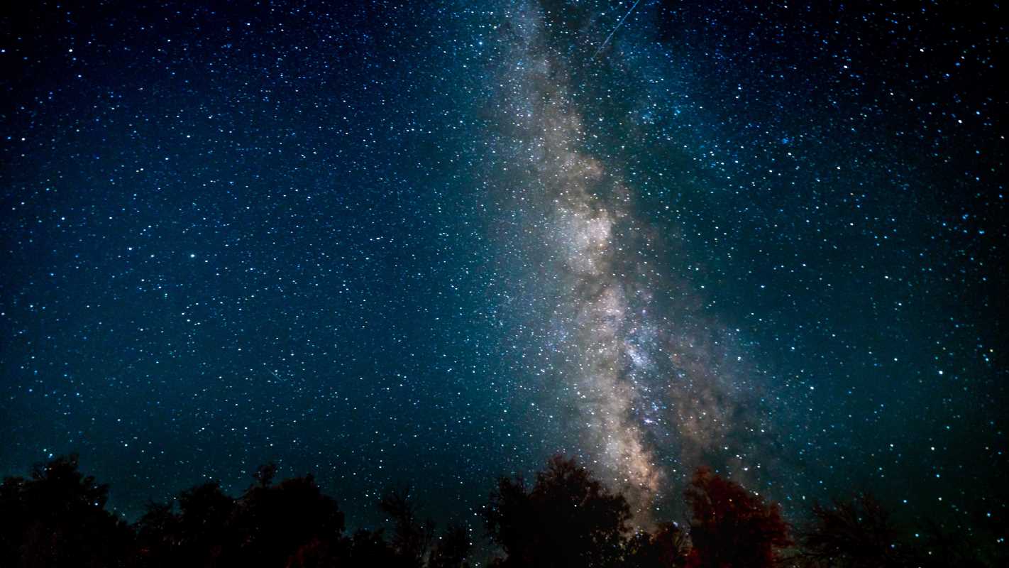 Backyard Astronomy Nights Cultivate Curiosity Across Ages