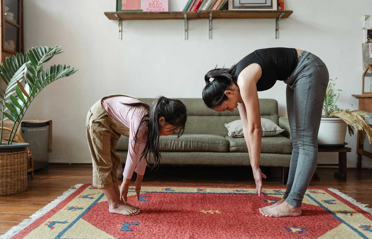 How to Create a Personalized Stretching Routine for Daily Mobility
