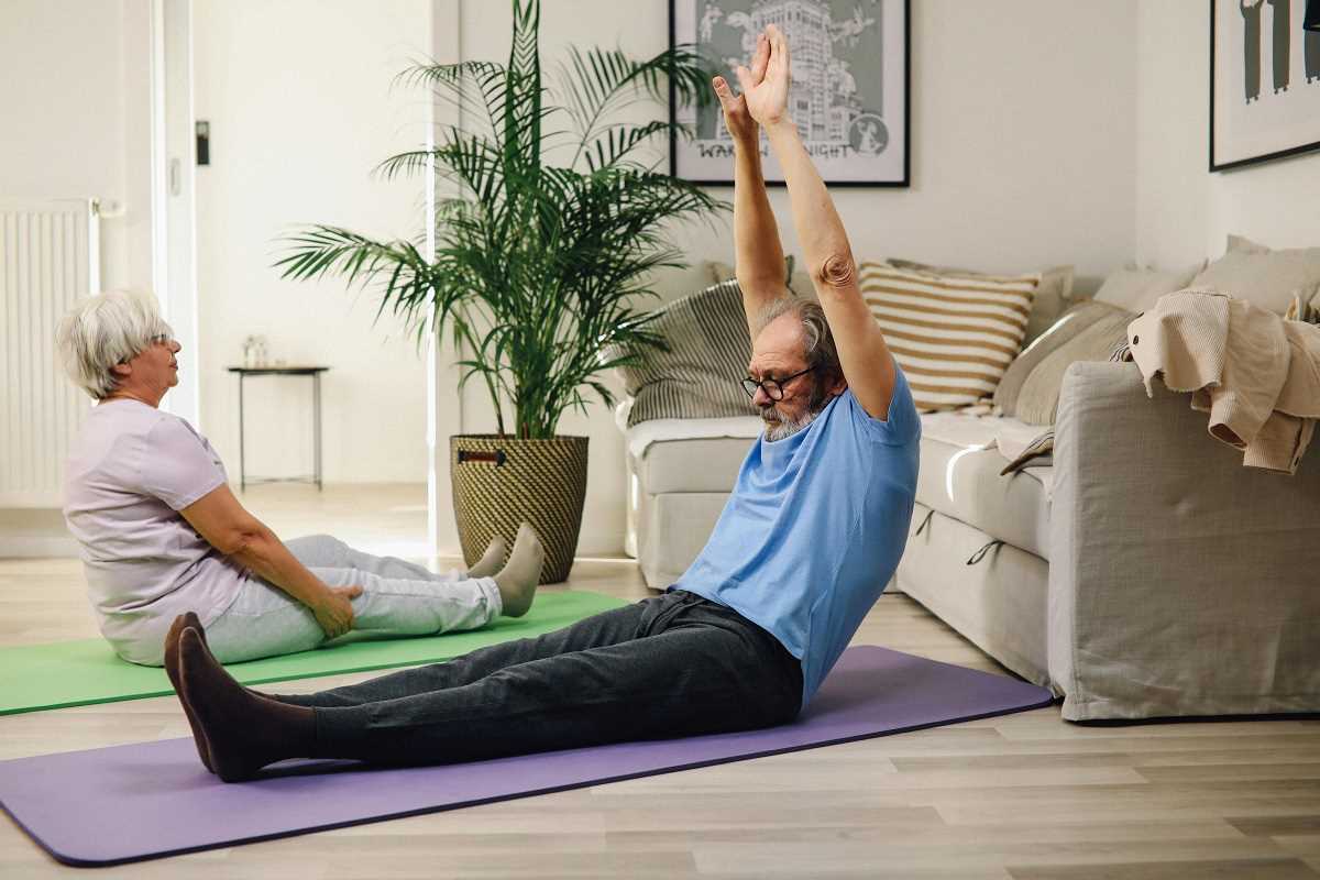 How to Create a Personalized Stretching Routine for Daily Mobility