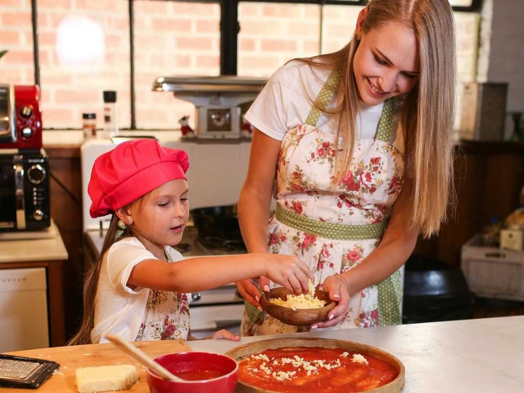 6 Creative Ways to Make Cooking with Toddlers Fun and Educational